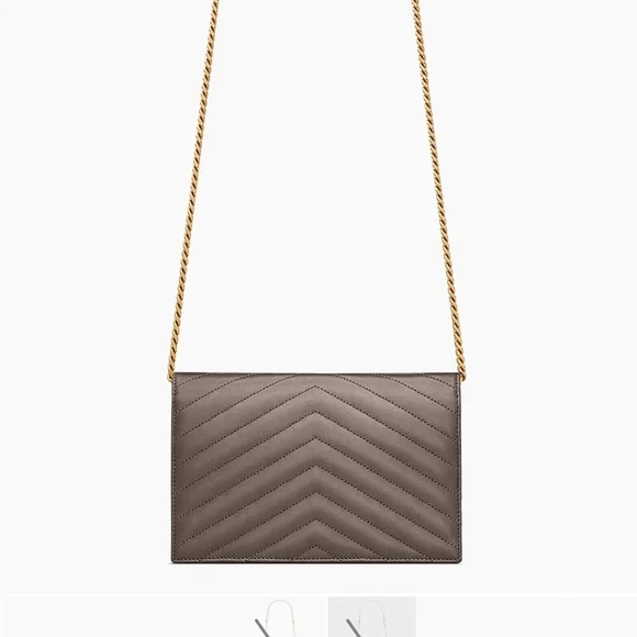 Saint Laurent
Cassandre Envelope Chain Wallet in Lambskin - Picture 3 of 12